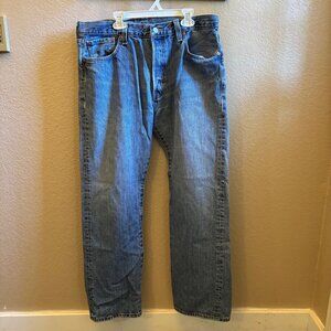 Mens Levi' Strauss & Co 501 Jeans, size 36 x 32, Blue